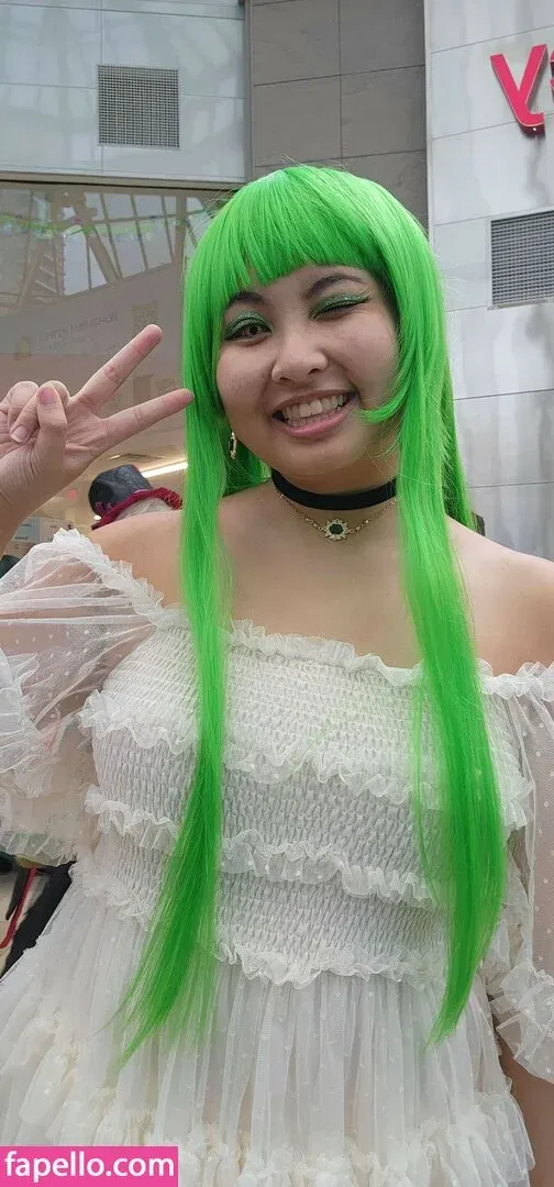 Mistletoad Onlyfans Photo Gallery 