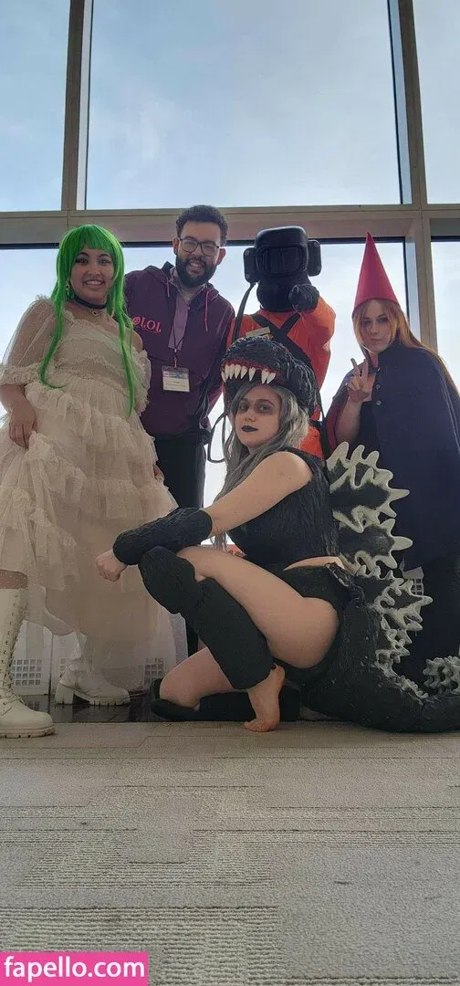 Mistletoad Onlyfans Photo Gallery 