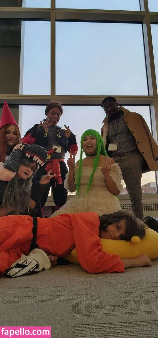 Mistletoad Onlyfans Photo Gallery 