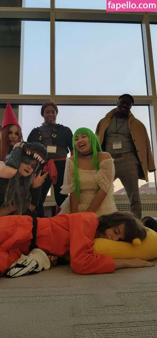 Mistletoad Onlyfans Photo Gallery 