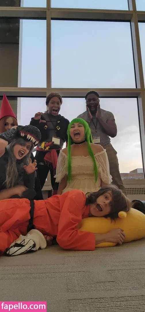 Mistletoad Onlyfans Photo Gallery 