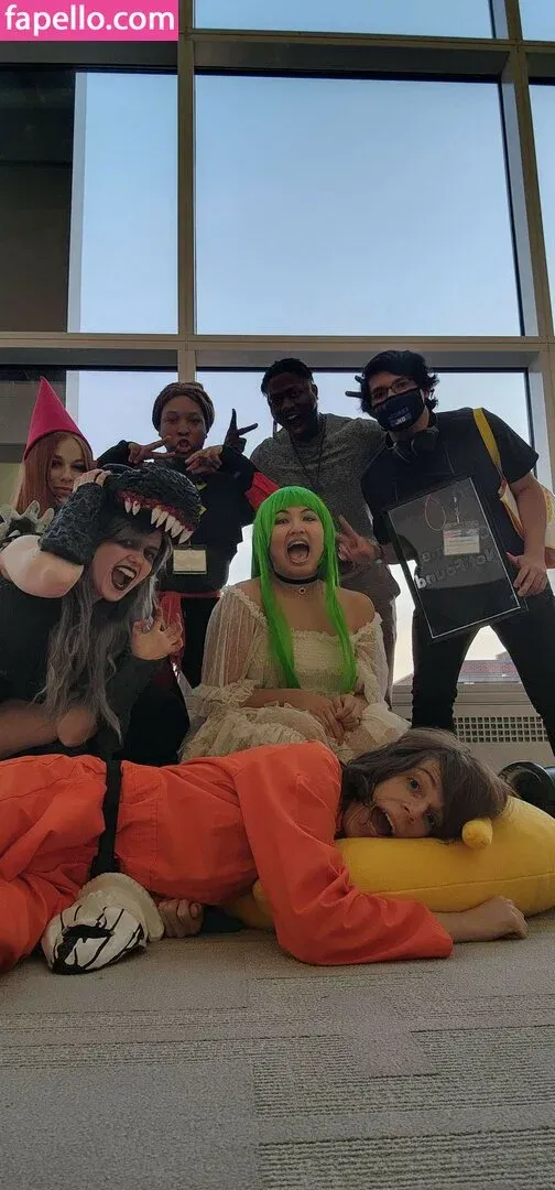 Mistletoad Onlyfans Photo Gallery 