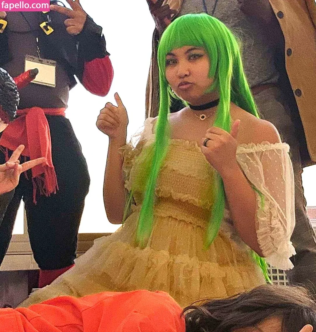 Mistletoad Onlyfans Photo Gallery 