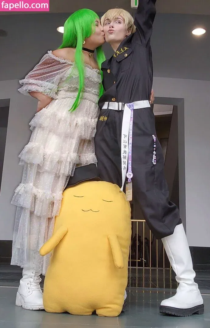 Mistletoad Onlyfans Photo Gallery 