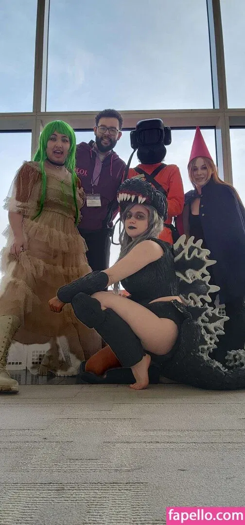 Mistletoad Onlyfans Photo Gallery 