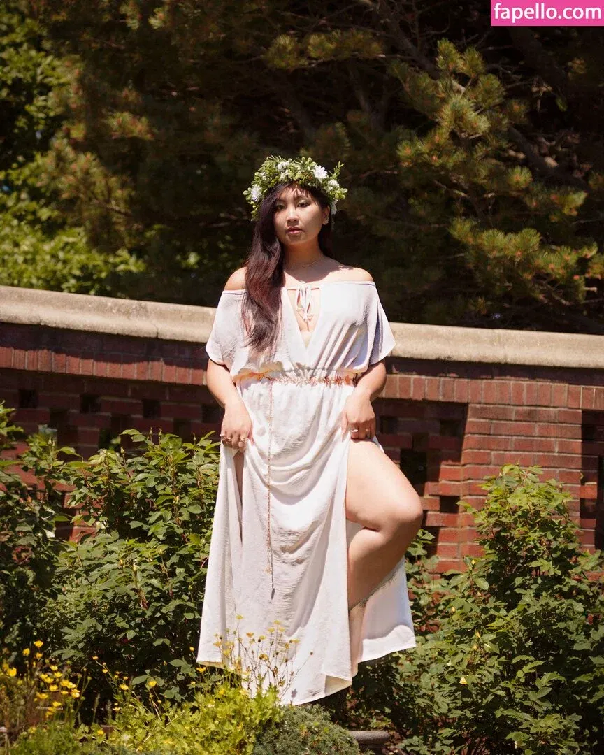 Mistletoad Onlyfans Photo Gallery 