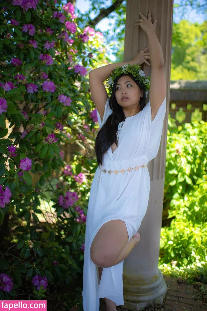 Mistletoad Onlyfans Photo Gallery 