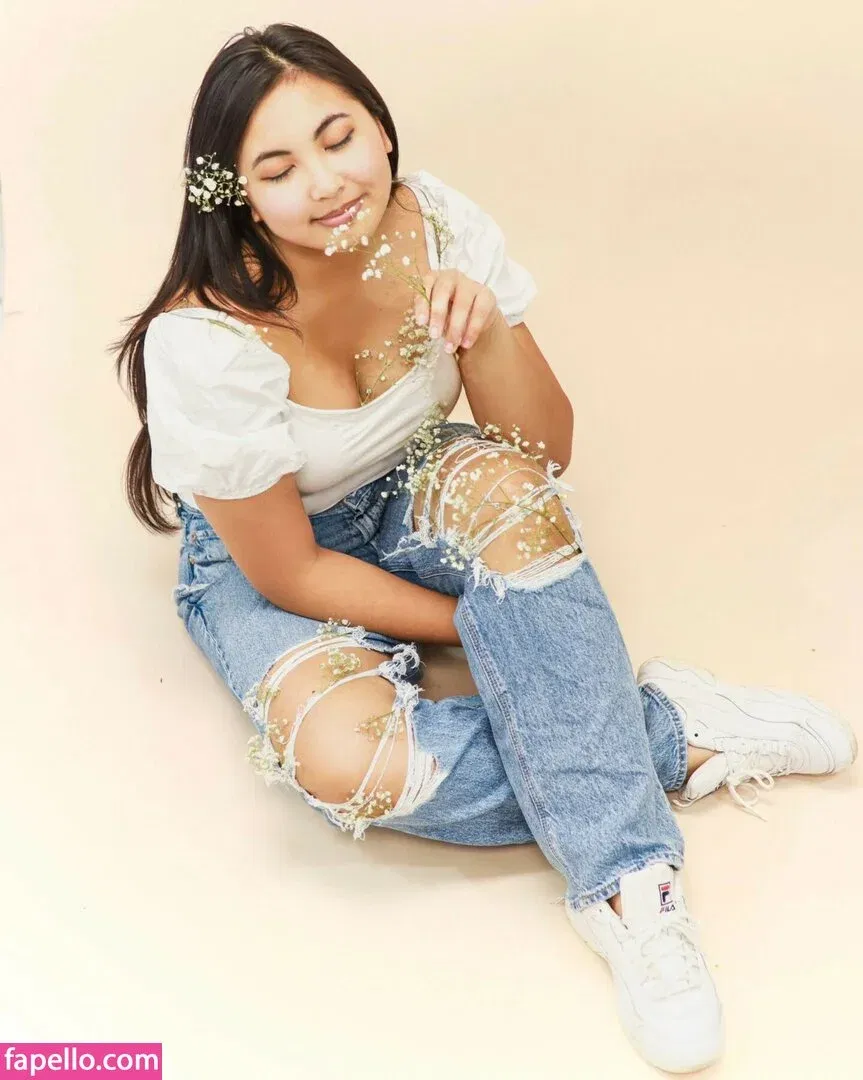 Mistletoad Onlyfans Photo Gallery 