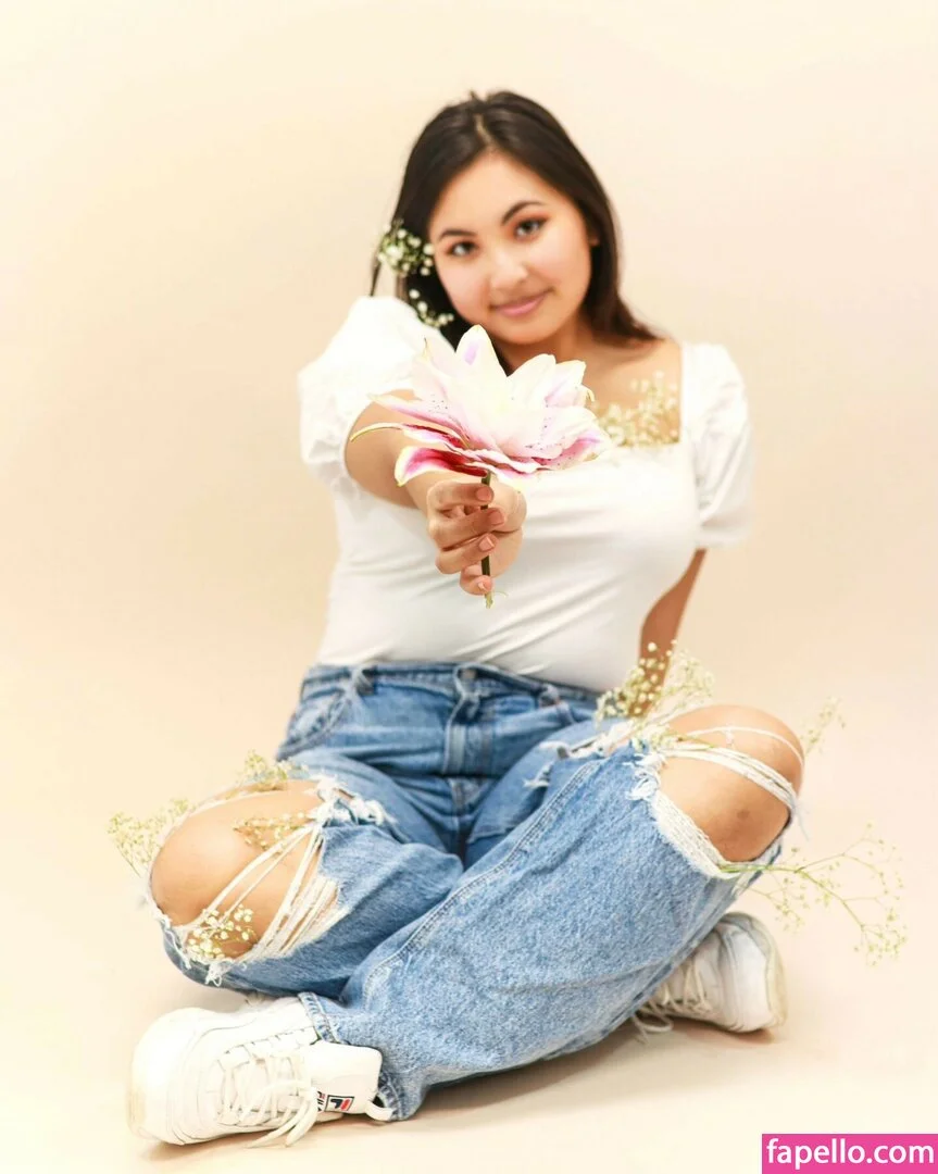 Mistletoad Onlyfans Photo Gallery 