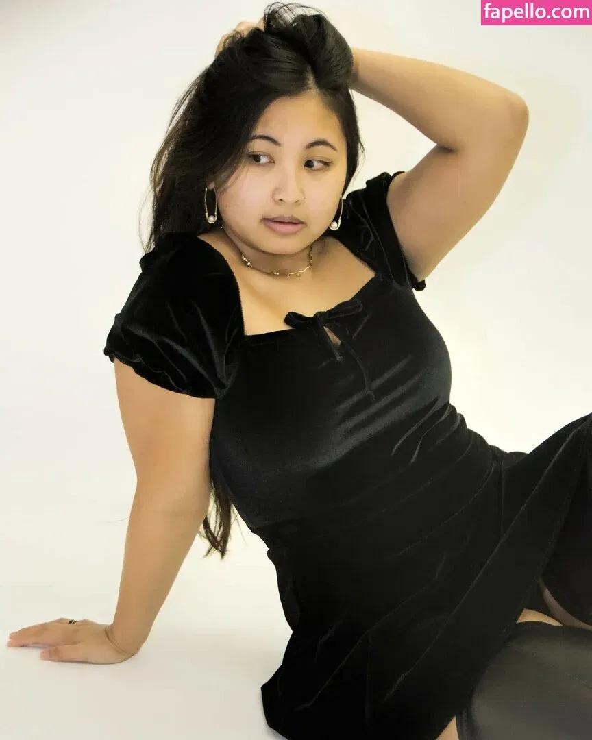 Mistletoad Onlyfans Photo Gallery 