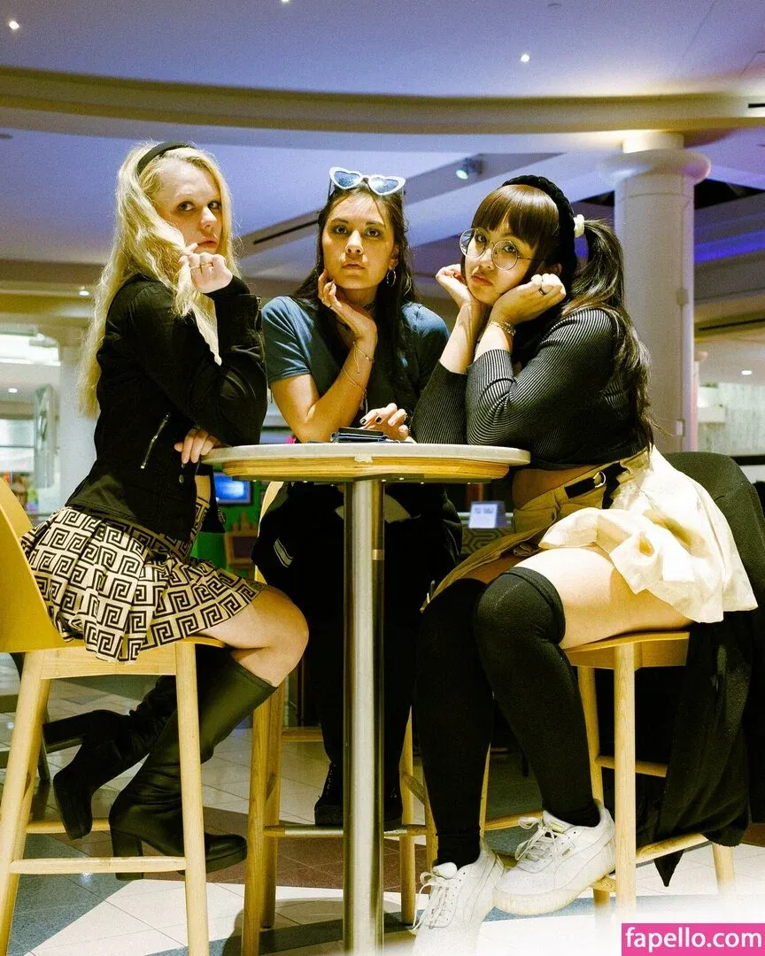 Mistletoad Onlyfans Photo Gallery 