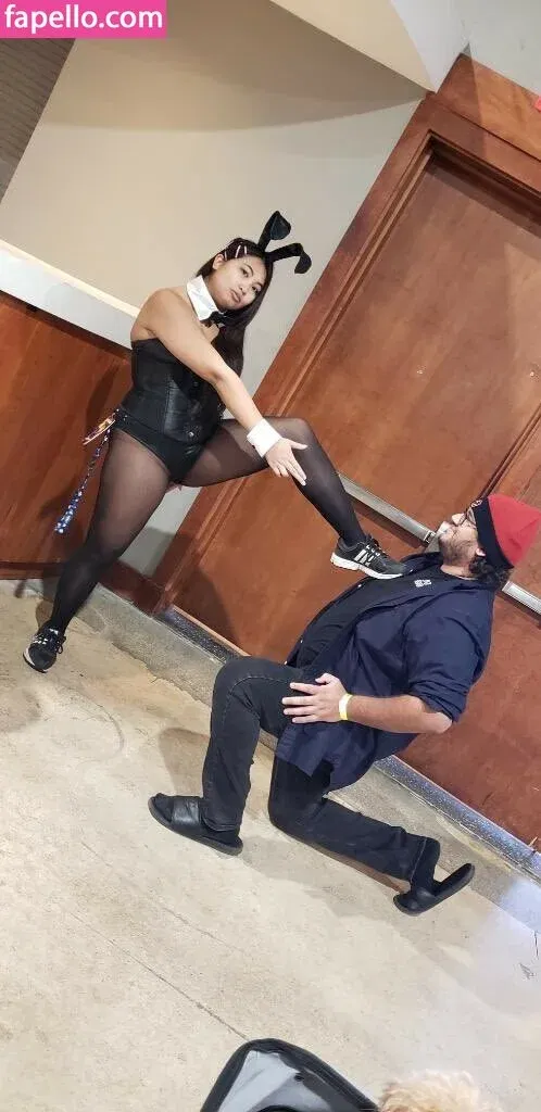 Mistletoad Onlyfans Photo Gallery 