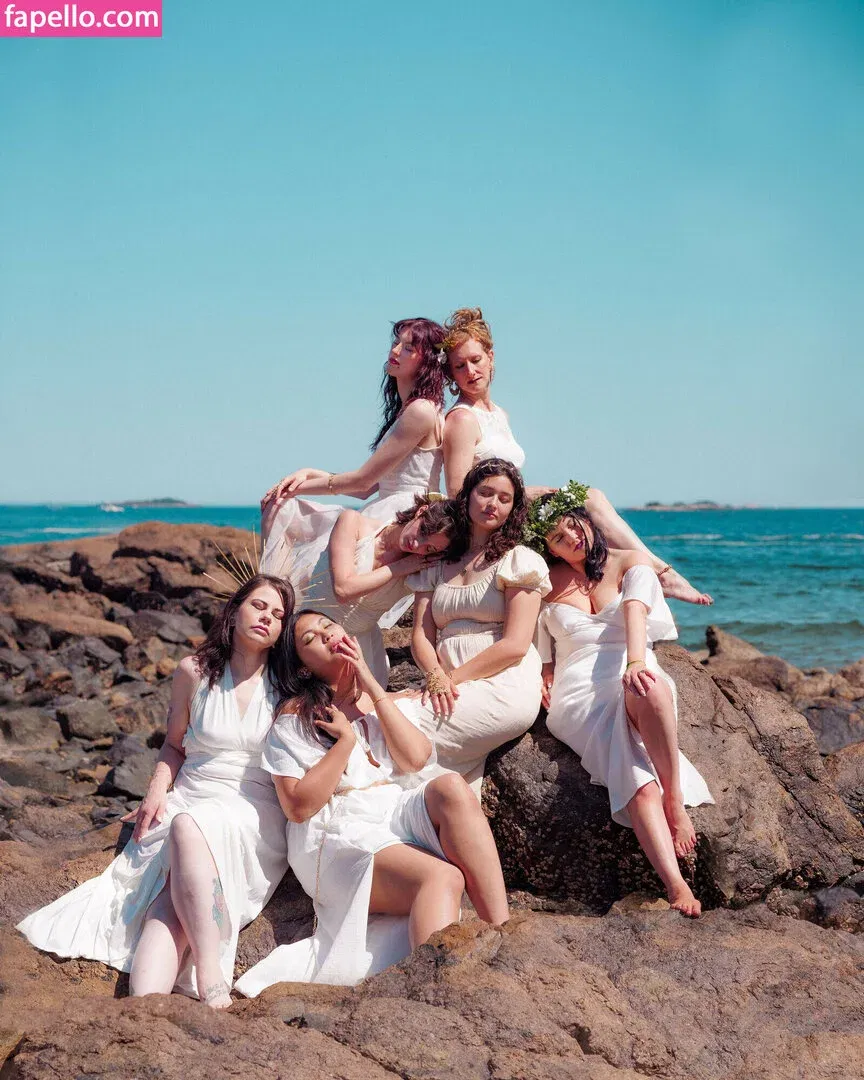 Mistletoad Onlyfans Photo Gallery 