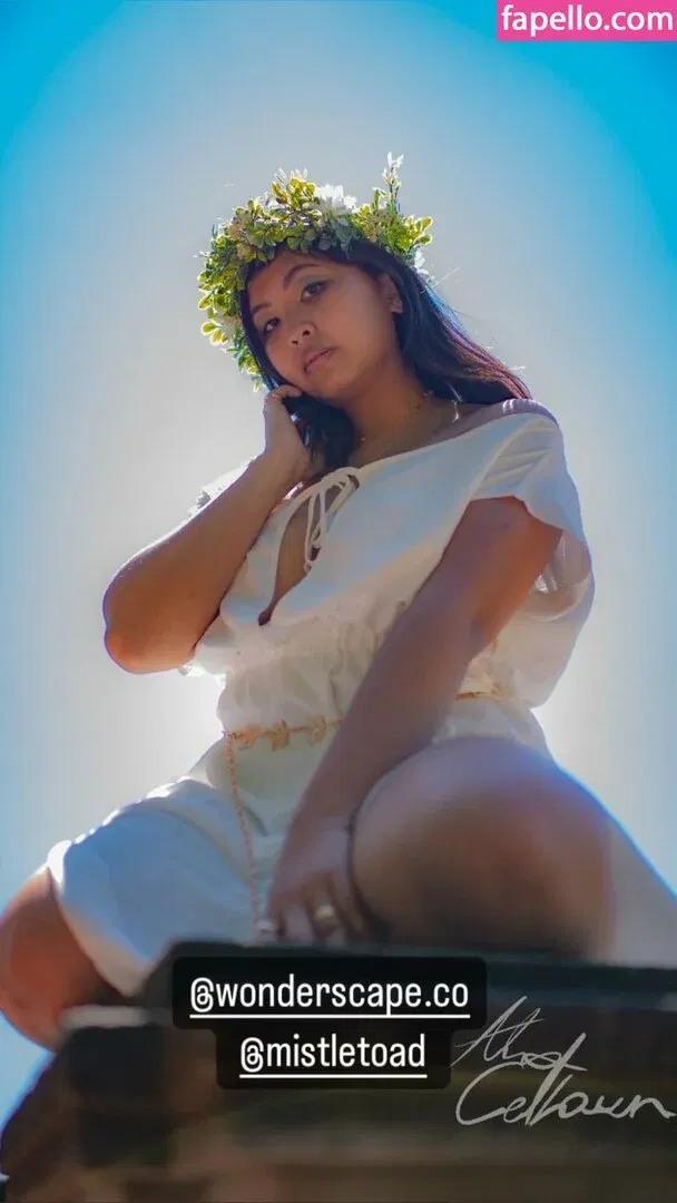 Mistletoad Onlyfans Photo Gallery 