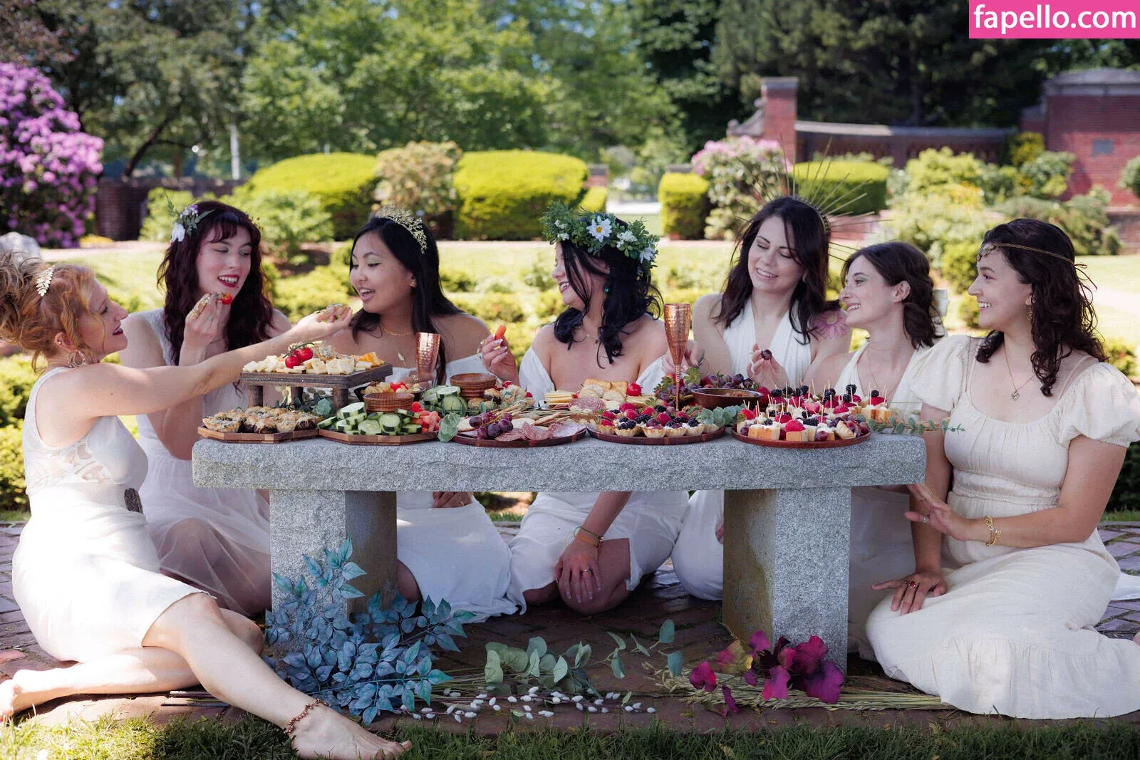 Mistletoad Onlyfans Photo Gallery 