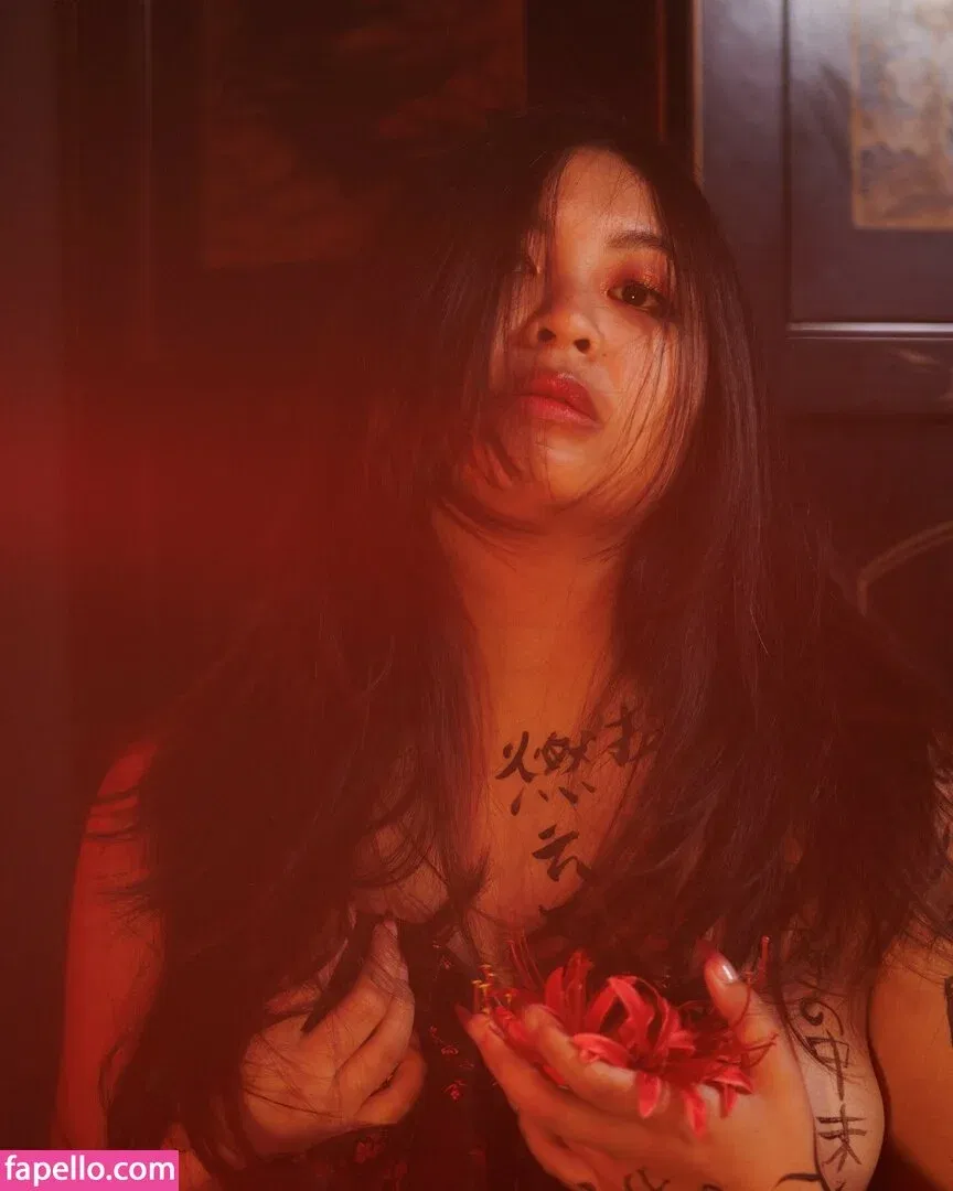 Mistletoad Onlyfans Photo Gallery 