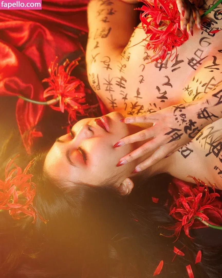 Mistletoad Onlyfans Photo Gallery 