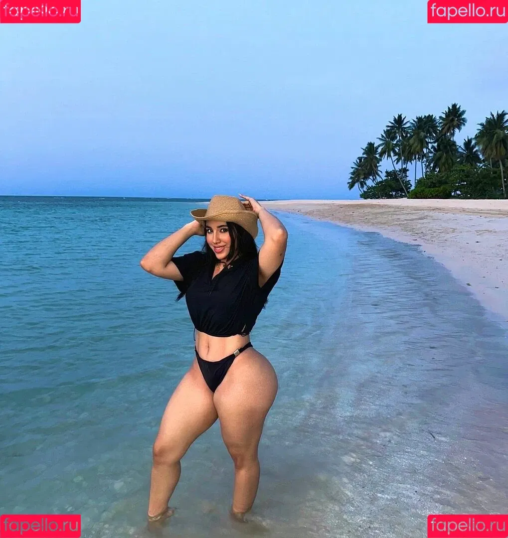 Christiex Onlyfans Photo Gallery 
