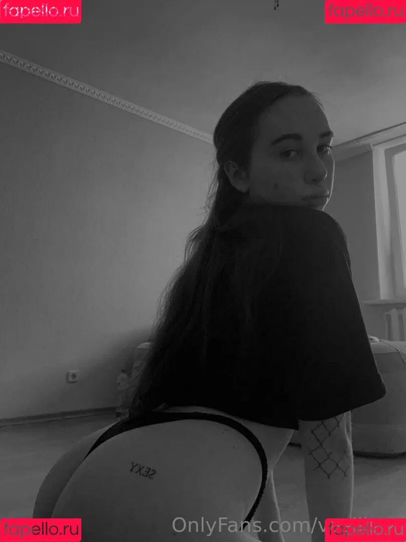 kinky.rina Onlyfans Photo Gallery 