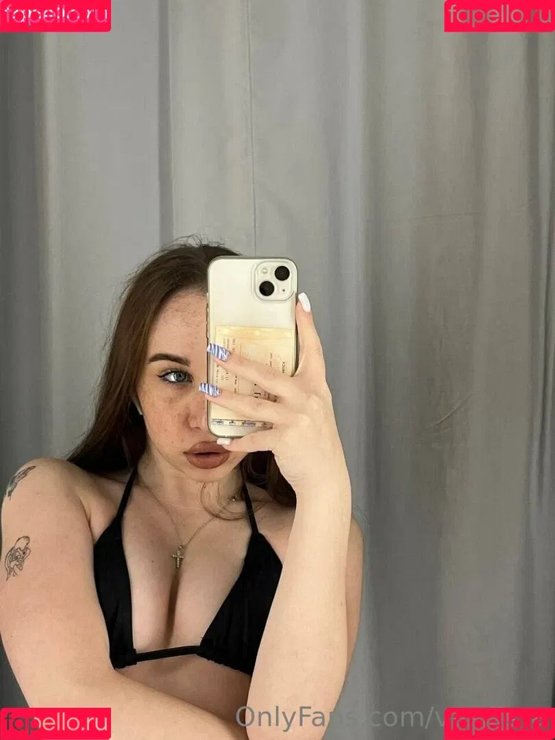 kinky.rina Onlyfans Photo Gallery 