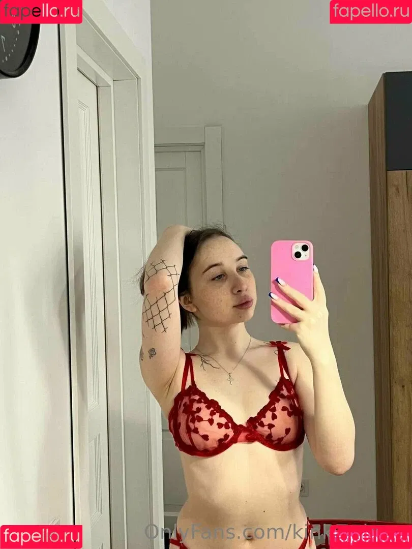 kinky.rina Onlyfans Photo Gallery 