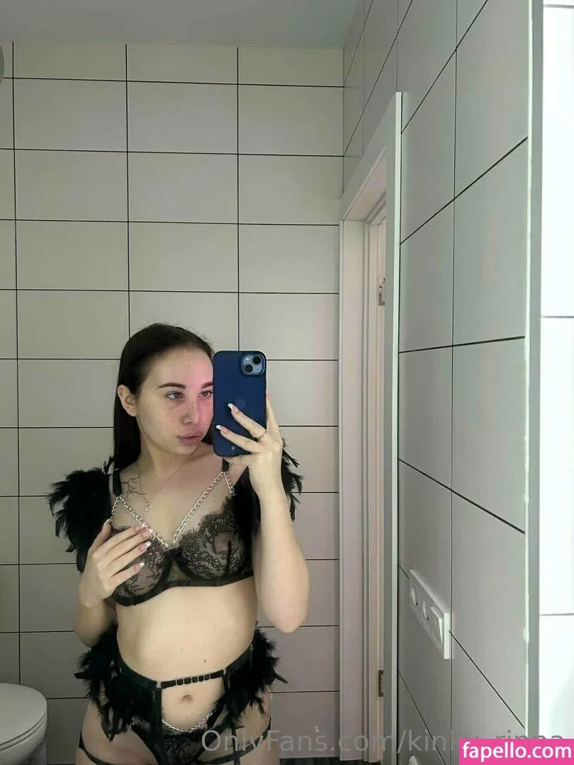 kinky.rina Onlyfans Photo Gallery 