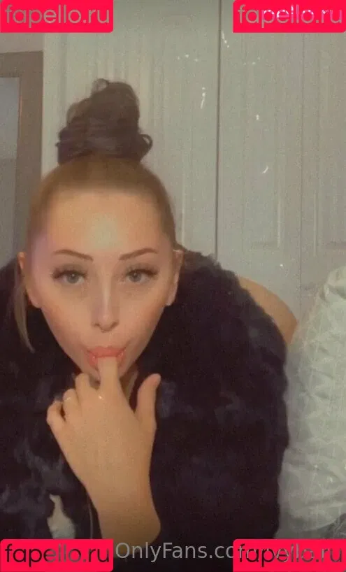 ivyballl Onlyfans Photo Gallery 