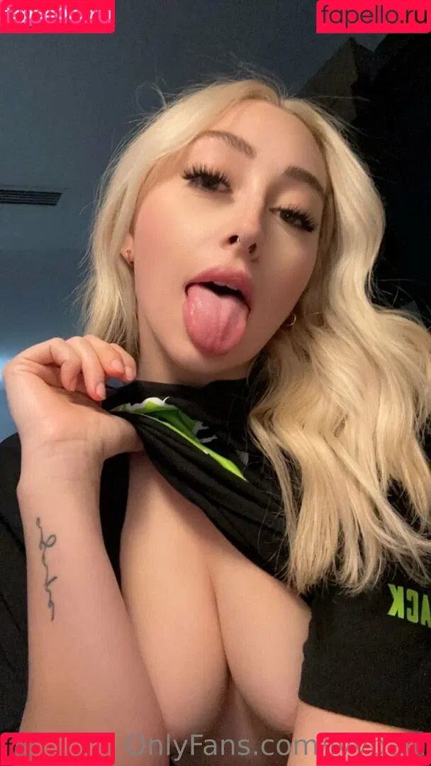 ivyballl Onlyfans Photo Gallery 
