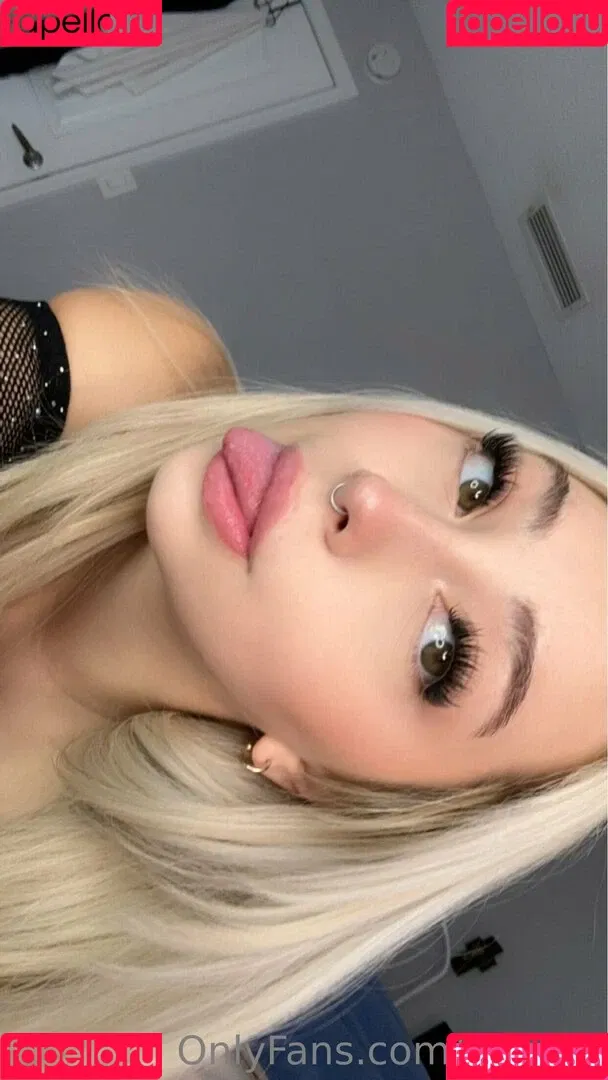 ivyballl Onlyfans Photo Gallery 