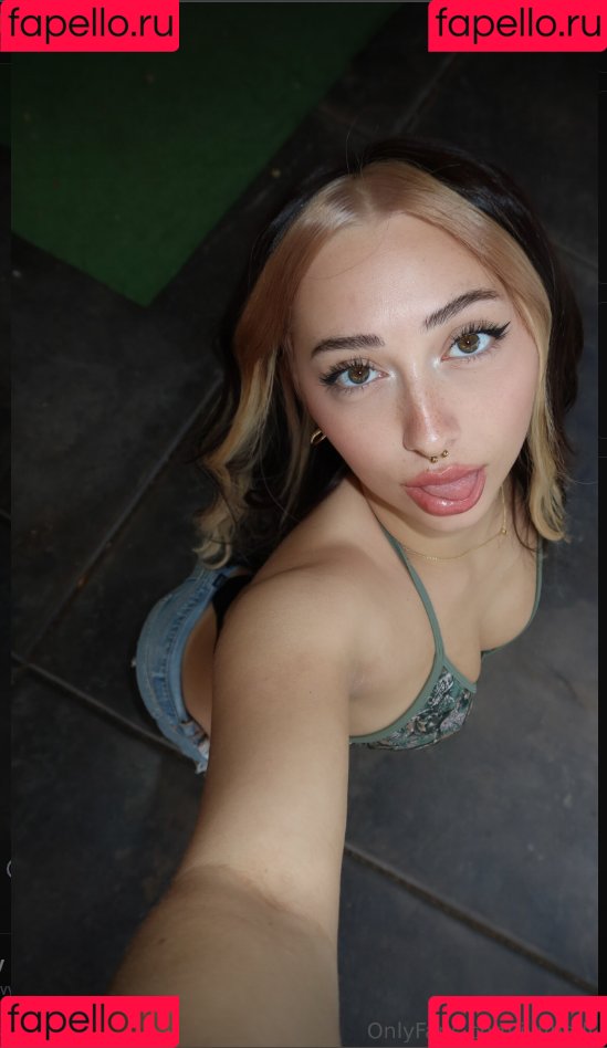 ivyballl Onlyfans Photo Gallery 