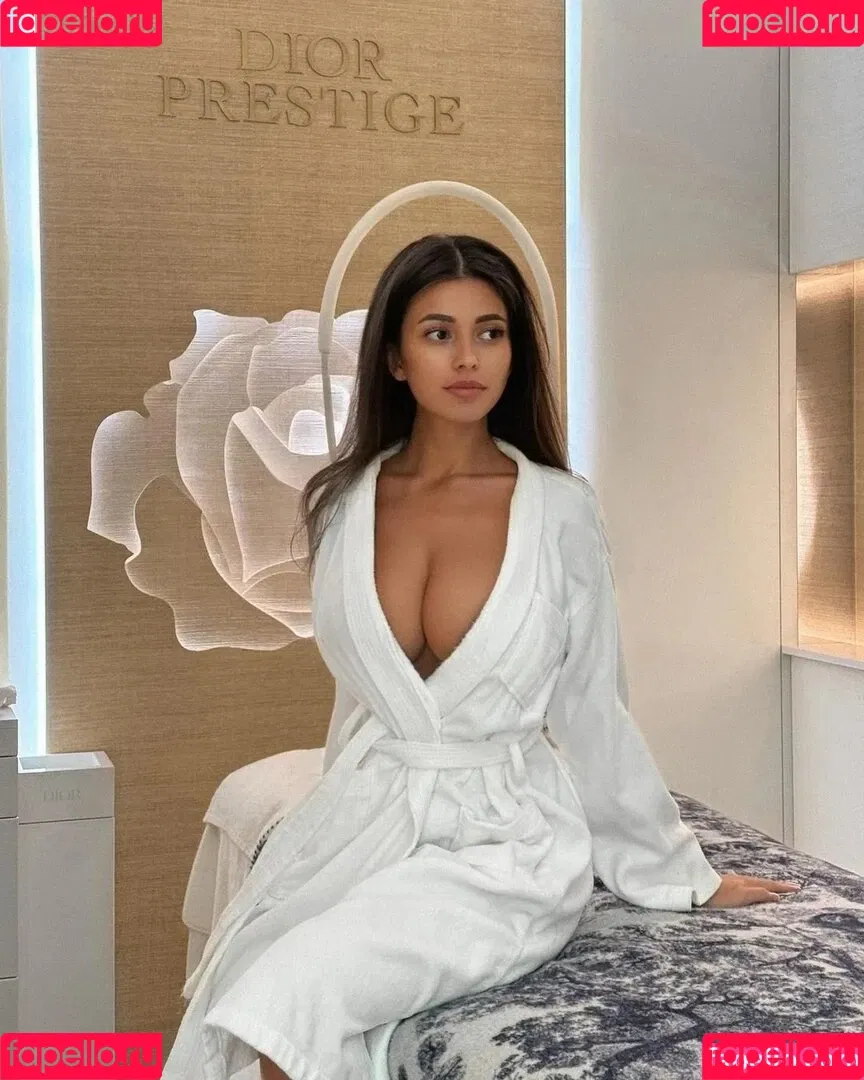 cristy_ren Onlyfans Photo Gallery 