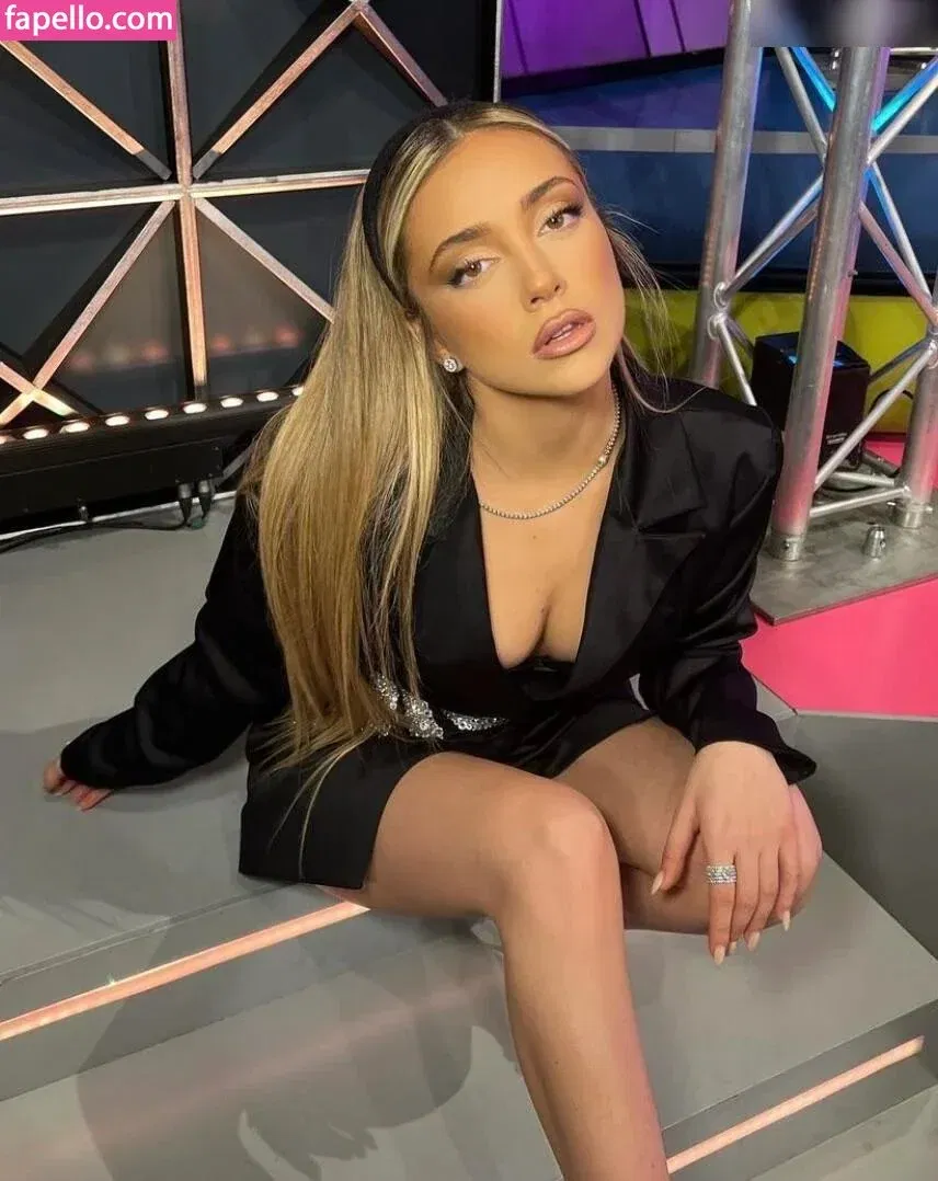 Ana Mena Onlyfans Photo Gallery 