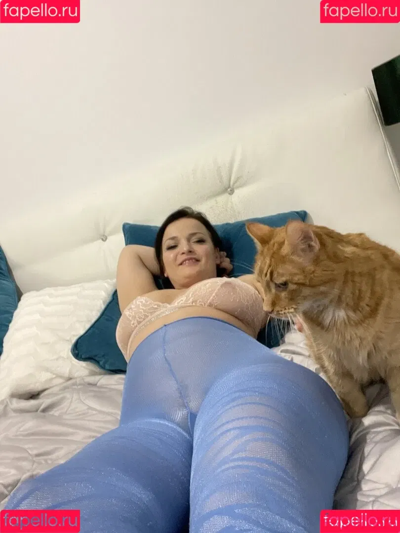Maria Mia Onlyfans Photo Gallery 