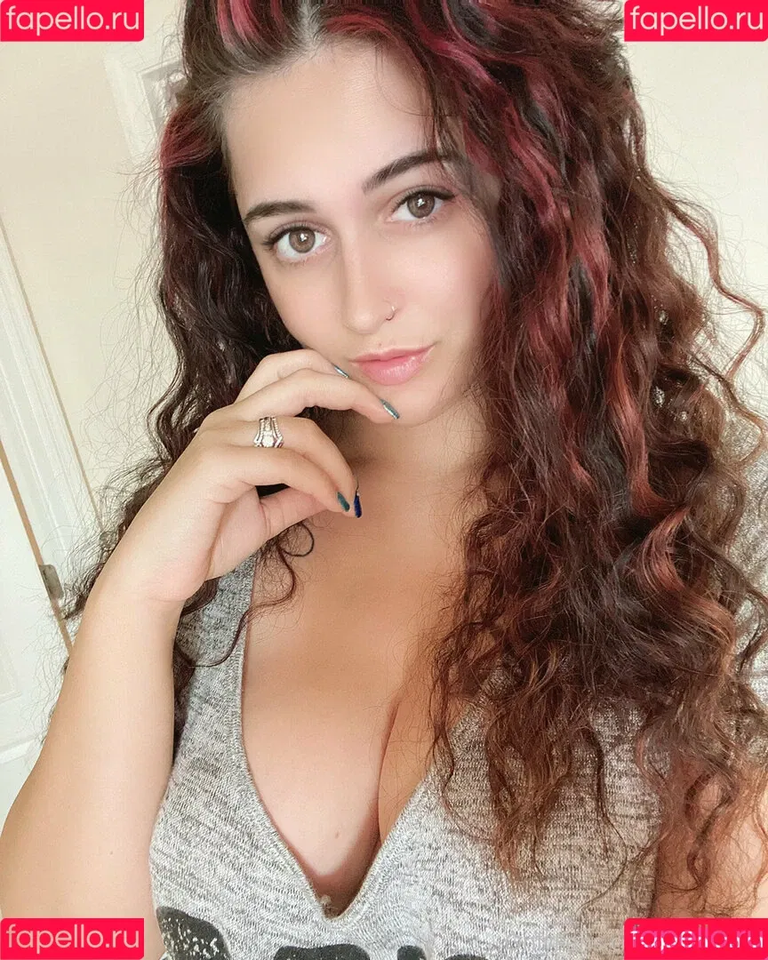 neighborgirlxo Onlyfans Photo Gallery 
