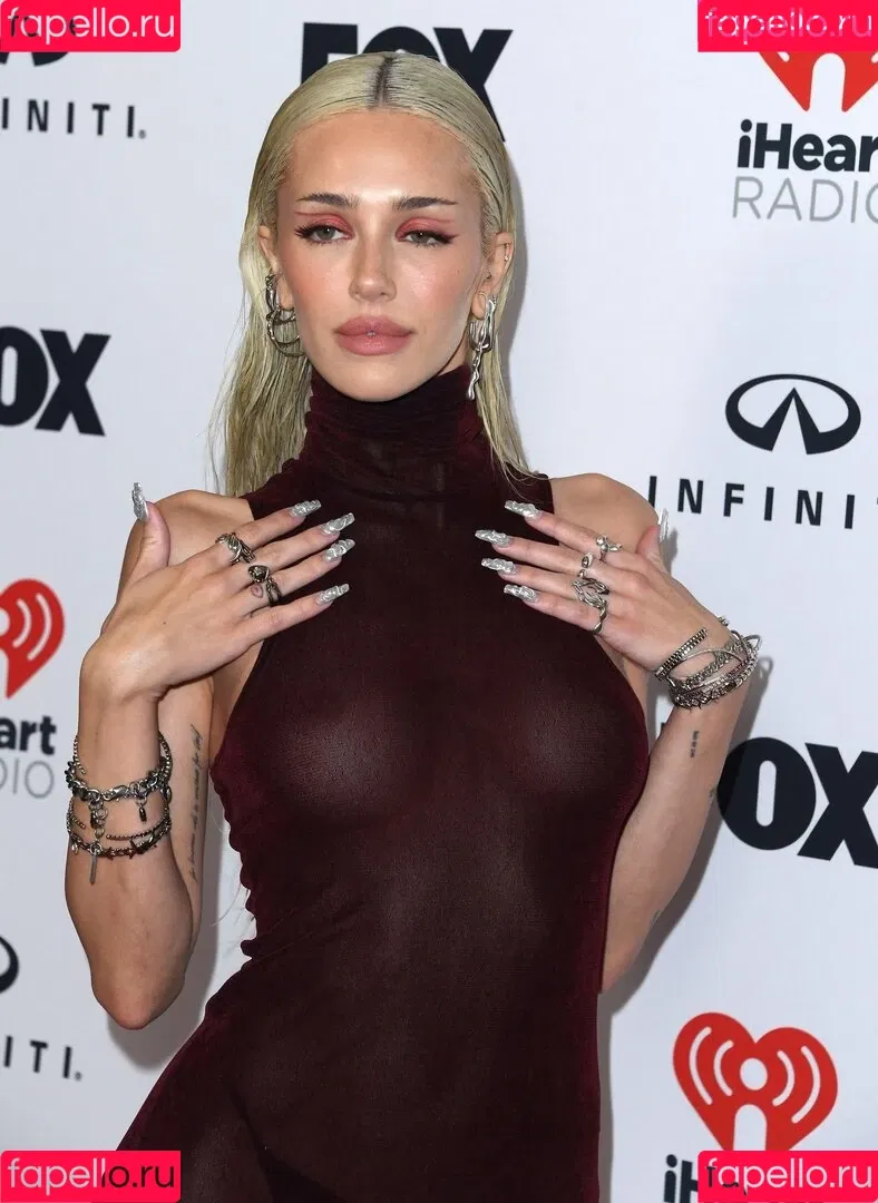 Delilah Hamlin Onlyfans Photo Gallery 