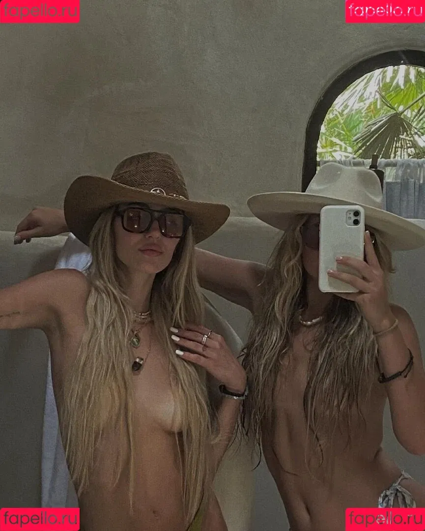 Delilah Hamlin Onlyfans Photo Gallery 