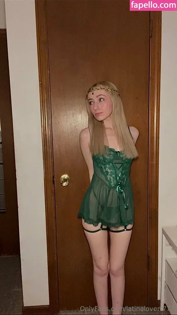 VanillaCuban Onlyfans Photo Gallery 