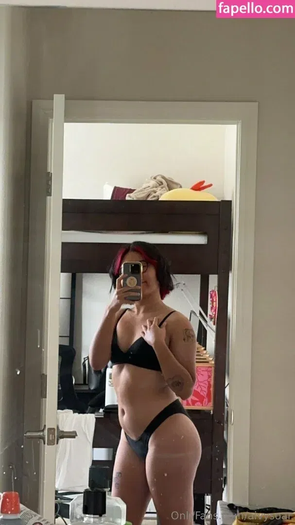 aivysoar Onlyfans Photo Gallery 