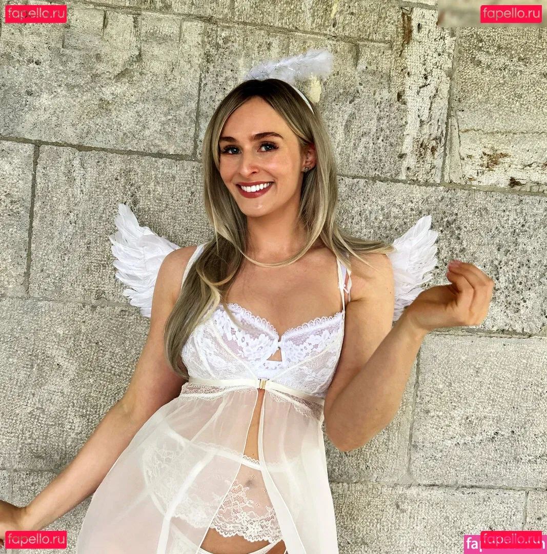 Estella_Walks Onlyfans Photo Gallery 