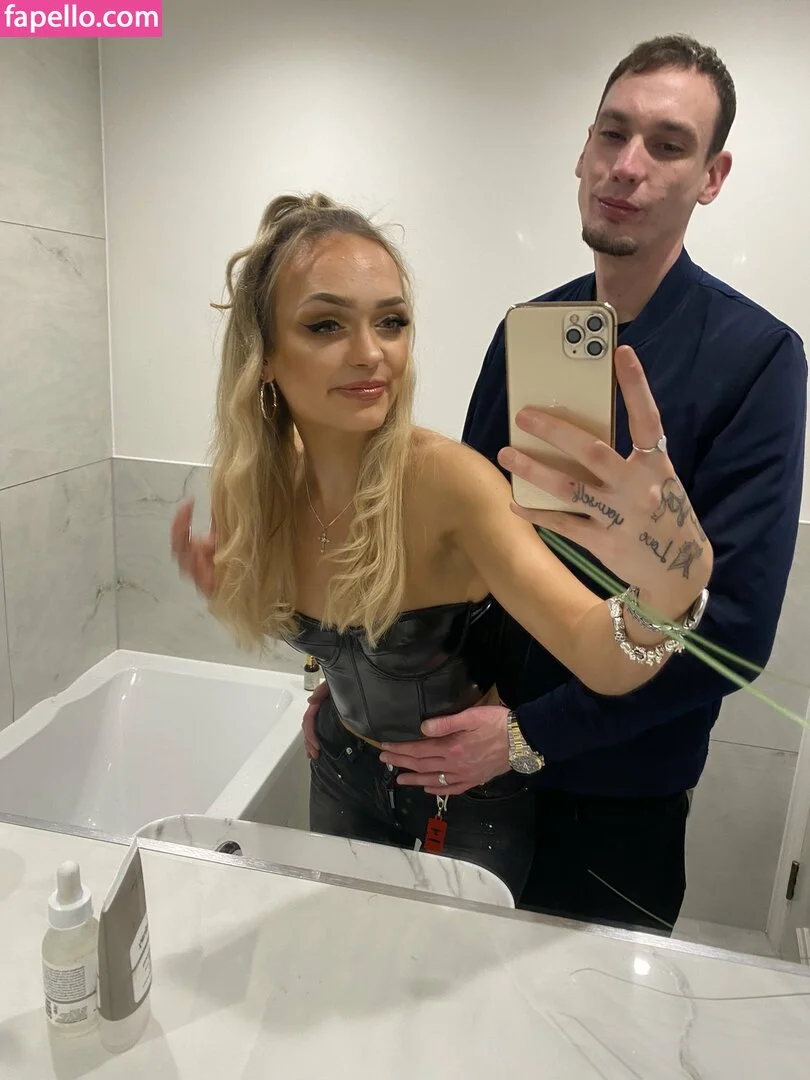 MissLolly Onlyfans Photo Gallery 