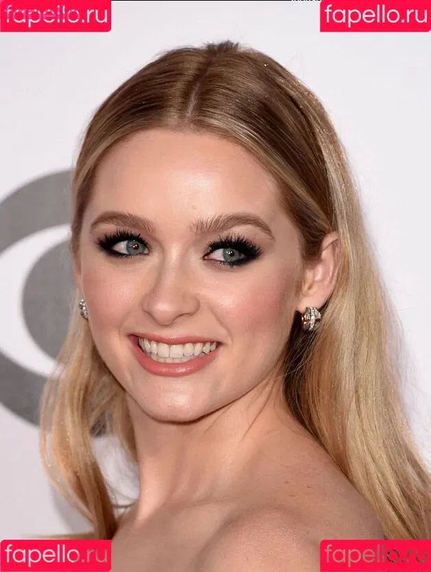 Greer Grammer Onlyfans Photo Gallery 