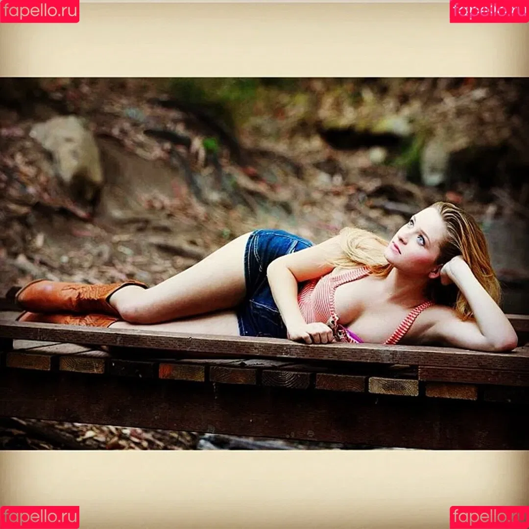 Greer Grammer Onlyfans Photo Gallery 