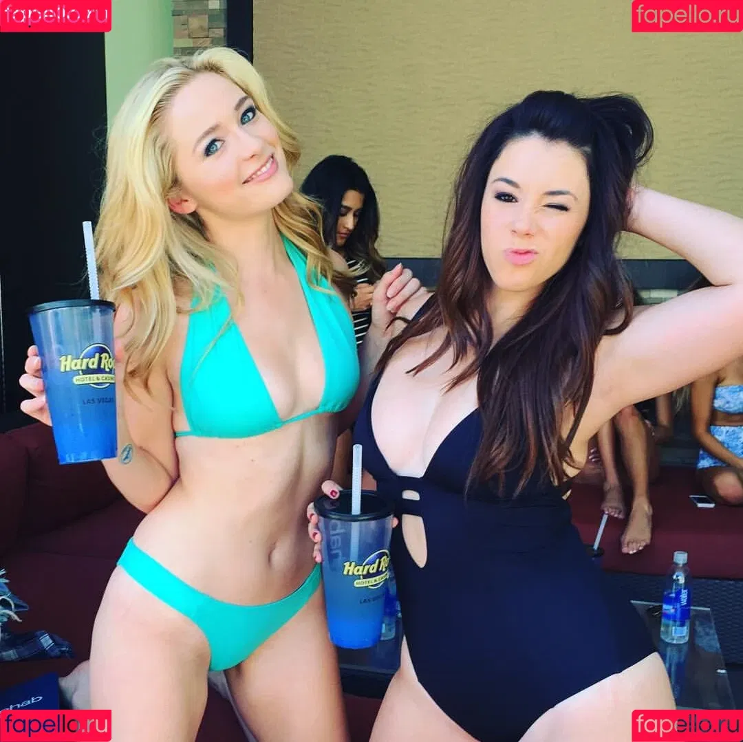 Greer Grammer Onlyfans Photo Gallery 