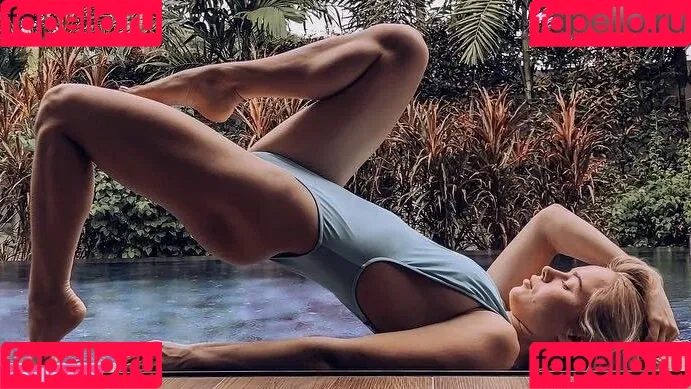 Anastasia Zolotaya Onlyfans Photo Gallery 