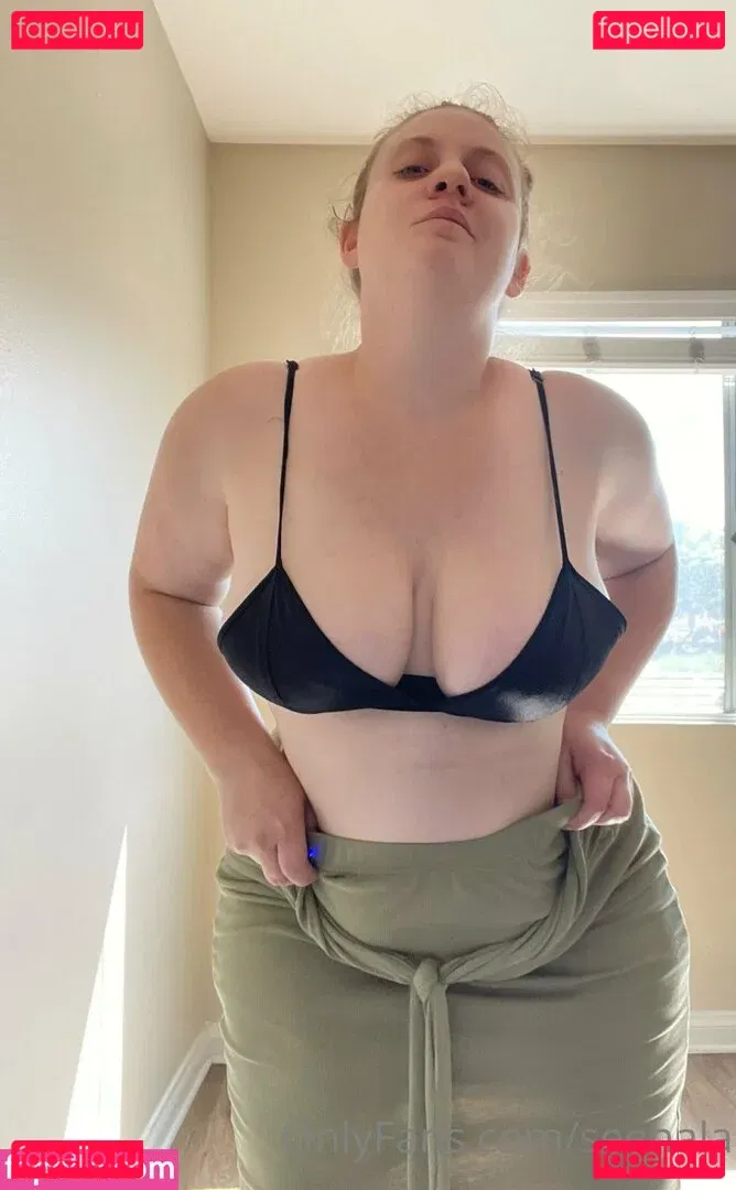 seenala Onlyfans Photo Gallery 