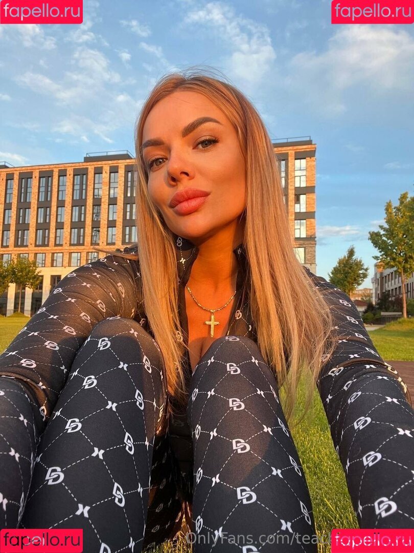 teach_me_amy Onlyfans Photo Gallery 