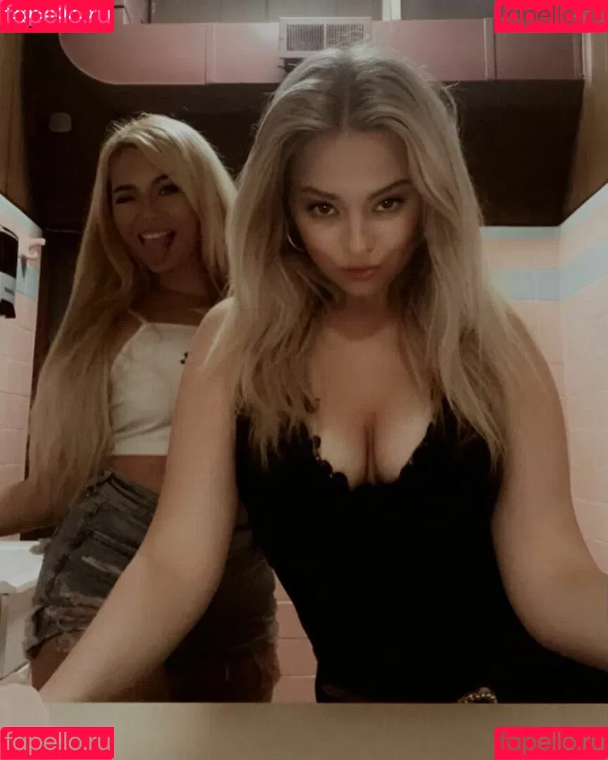 Mommy Jade Onlyfans Photo Gallery 