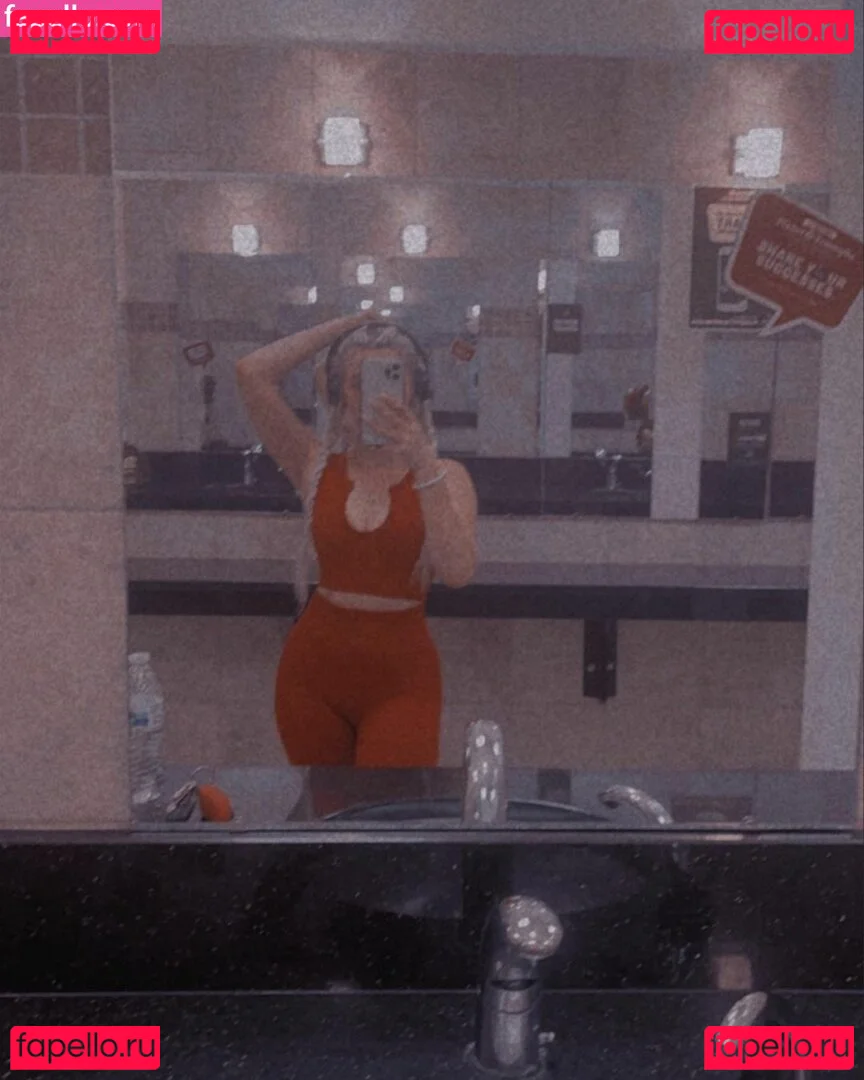 Mommy Jade Onlyfans Photo Gallery 