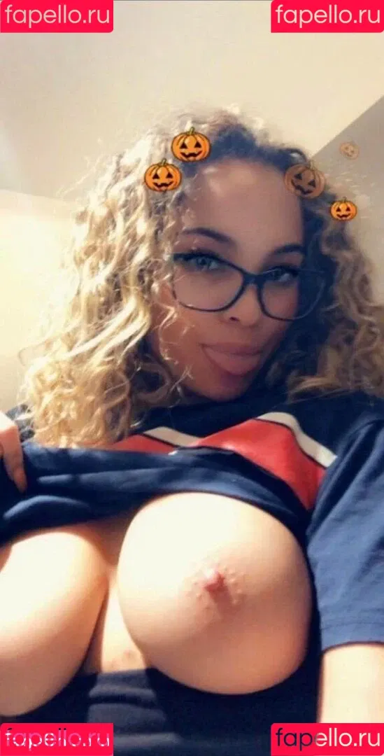 Riley Gray Simpson Onlyfans Photo Gallery 