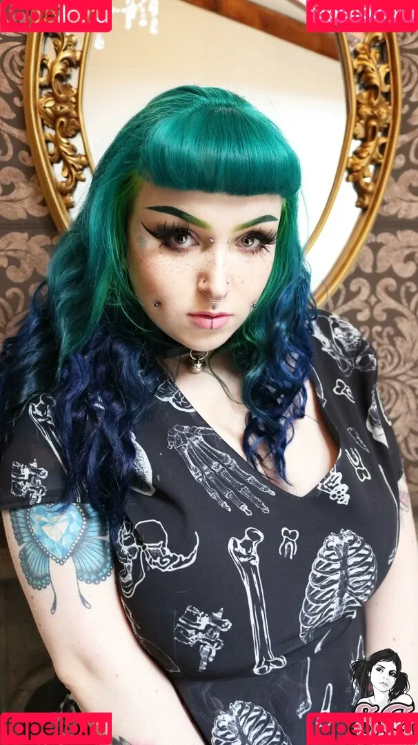 aratani Onlyfans Photo Gallery 